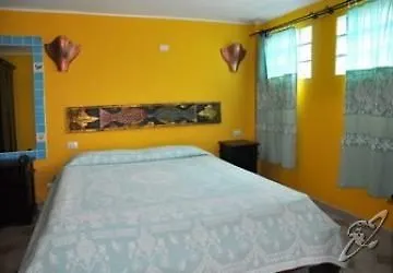 Dell'ancora Otel