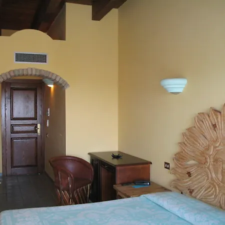 Dell'ancora 호텔 빌라시미우스